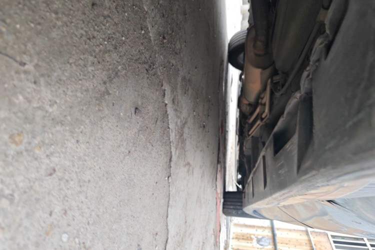 Used Mazda 8 2013 2.5L Ultimate Edition Chassis Rear Right