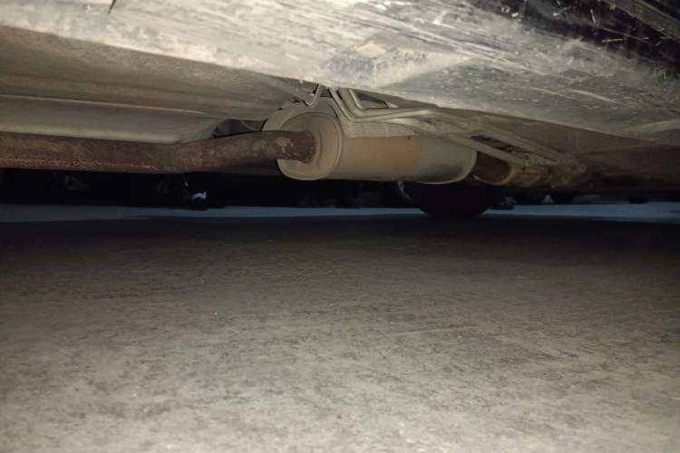 Used Mazda 8 2013 2.5L Ultimate Edition Chassis Rear Right