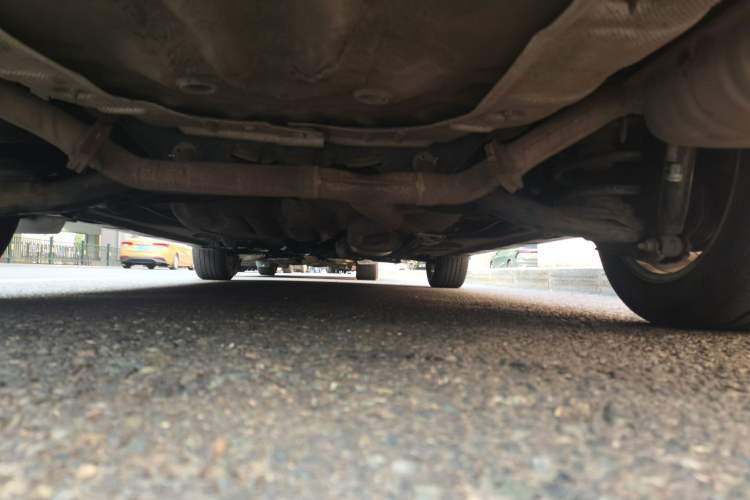 Used Mazda 8 2013 2.5L Ultimate Edition Chassis Rear