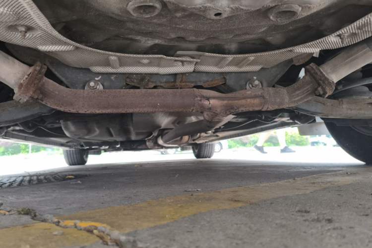 Used Mazda 8 2013 2.5L Ultimate Edition Chassis Rear