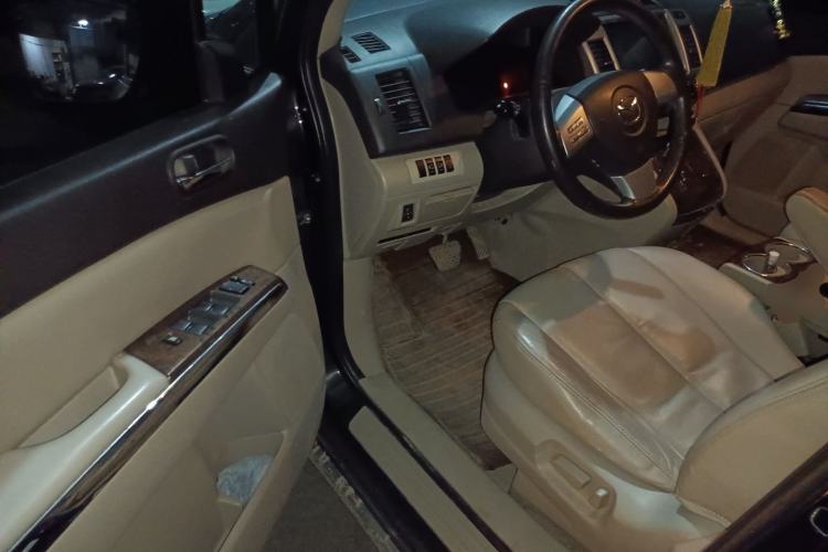Used Mazda 8 2013 2.5L Ultimate Edition Driver Seat