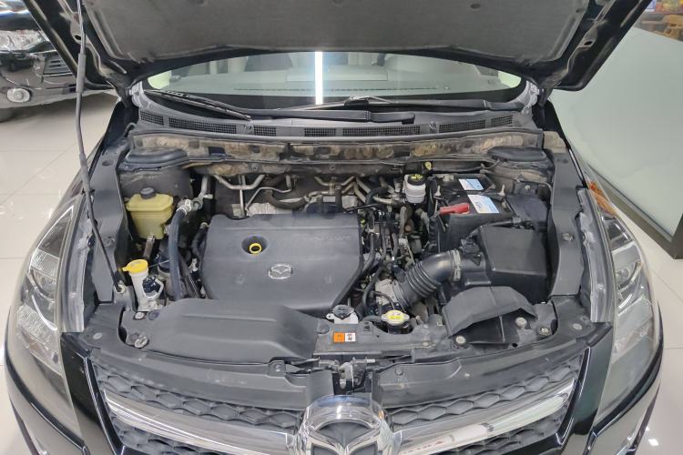 Used Mazda 8 2013 2.5L Ultimate Edition Engine Bay