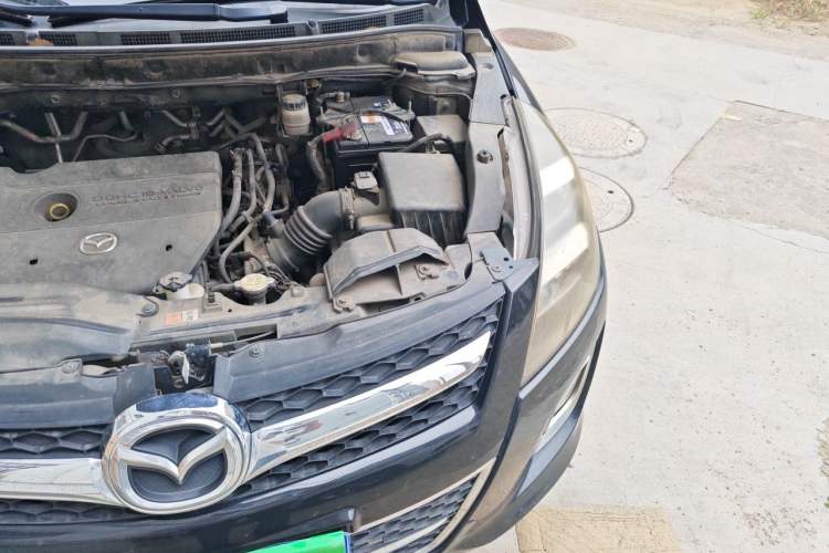 Used Mazda 8 2013 2.5L Ultimate Edition Engine Bay Left
