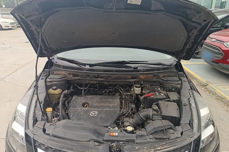 Used Mazda 8 2013 2.5L Ultimate Edition Engine Bay