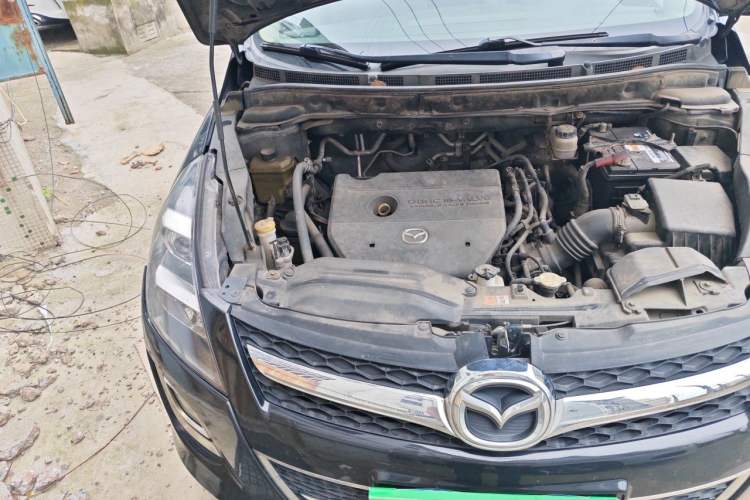 Used Mazda 8 2013 2.5L Ultimate Edition Engine Bay Right