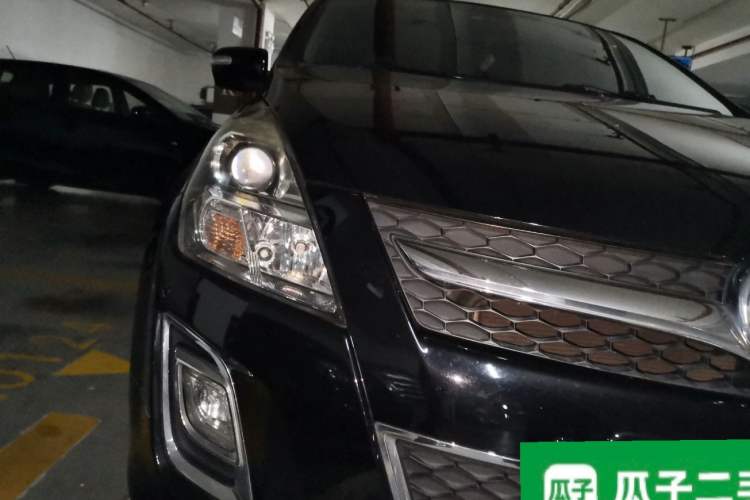Used Mazda 8 2013 2.5L Ultimate Edition Exterior 6