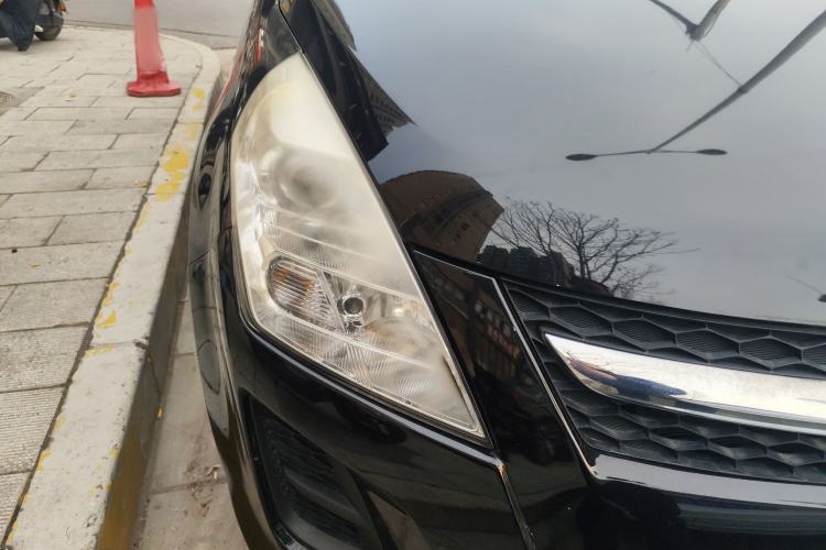 Used Mazda 8 2013 2.5L Elite Edition Exterior 6