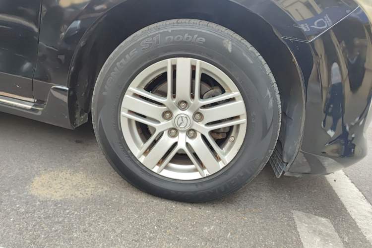 Used Mazda 8 2013 2.5L Ultimate Edition Exterior 7