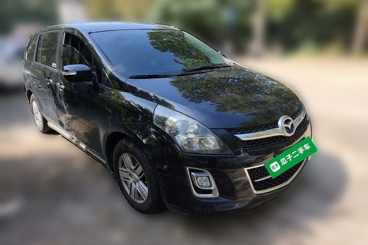 Used Mazda 8 2013 2.5L Ultimate Edition Front Right 45 Deg