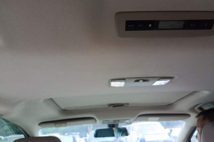 Used Mazda 8 2013 2.5L Ultimate Edition Headliner