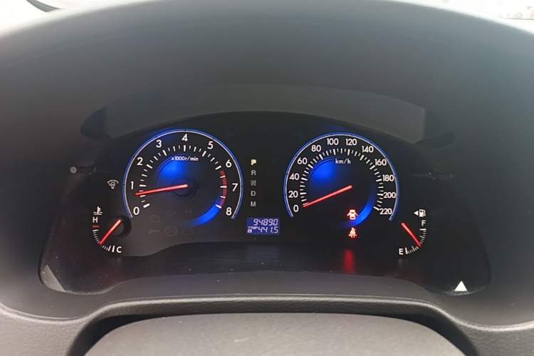 Used Mazda 8 2013 2.5L Ultimate Edition Instrument Cluster