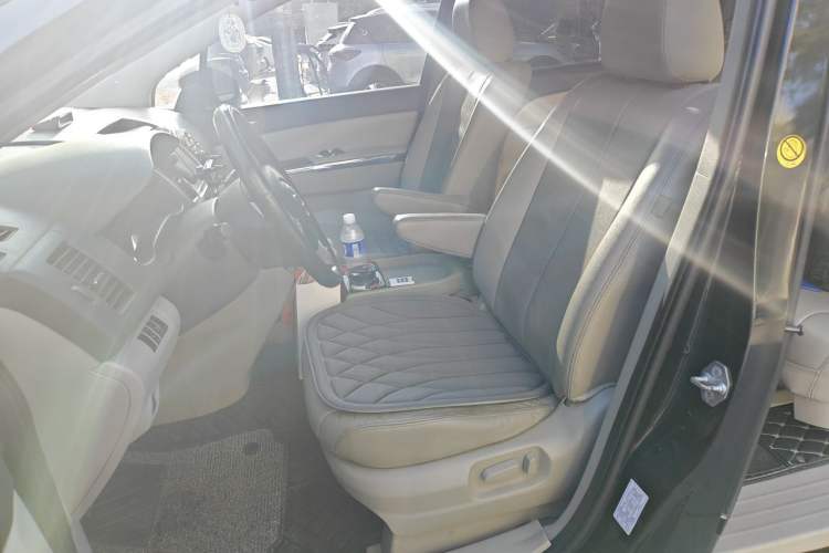 Used Mazda 8 2013 2.5L Ultimate Edition Left Front Seat
