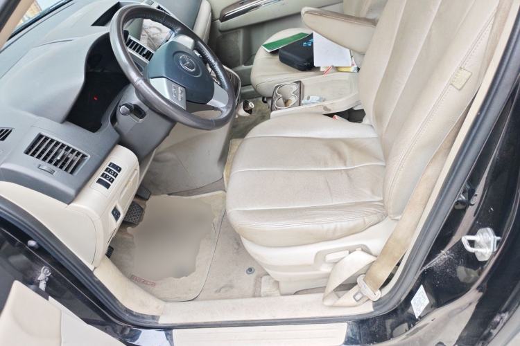 Used Mazda 8 2013 2.5L Ultimate Edition Left Front Seat