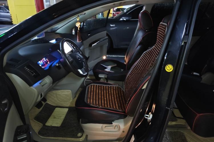 Used Mazda 8 2013 2.5L Deluxe Edition Left Front Seat