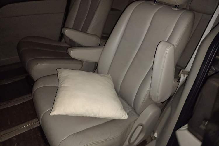 Used Mazda 8 2013 2.5L Ultimate Edition Left Rear Seat