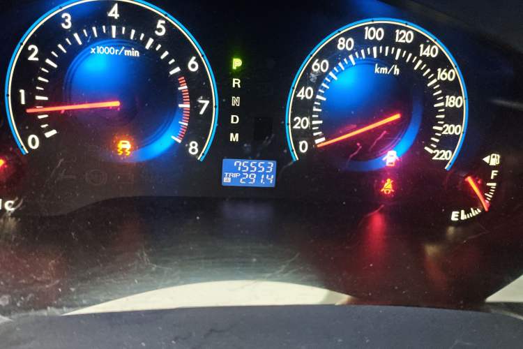 Used Mazda 8 2013 2.5L Ultimate Edition Odometer Close Up