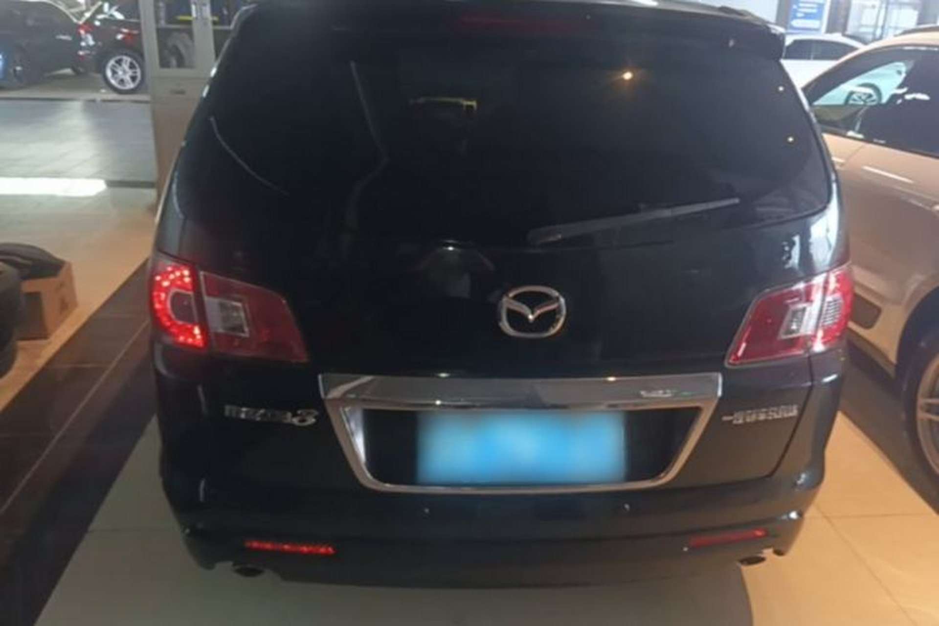 Used Mazda 8 2013 2.5L Ultimate Edition Rear