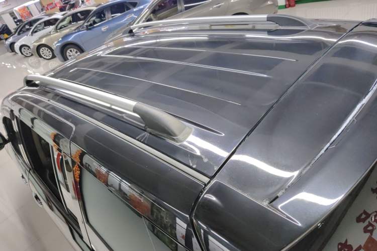 Used Mazda 8 2013 2.5L Ultimate Edition Roof
