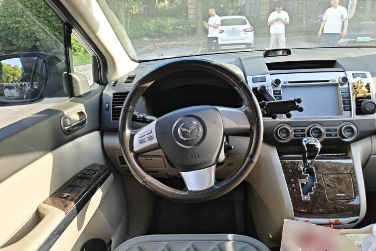 Used Mazda 8 2013 2.5L Ultimate Edition Steering Wheel