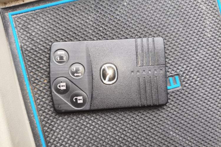 Used Mazda 8 2013 2.5L Ultimate Edition Vehicle Key