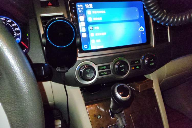 Used Mazda 8 2013 2.5L Ultimate Edition Audio And AC Panel