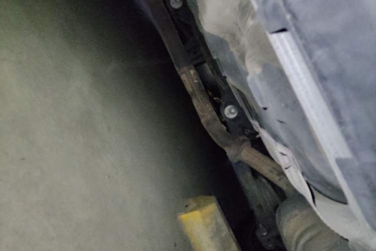 Used Mazda 8 2013 2.5L Ultimate Edition Chassis Rear