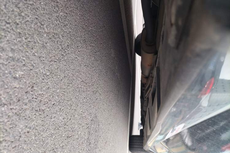 Used Mazda 8 2013 2.5L Ultimate Edition Chassis Rear Right