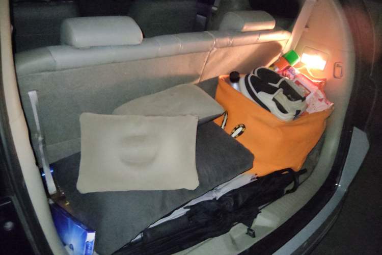 Used Mazda 8 2013 2.5L Ultimate Edition Trunk