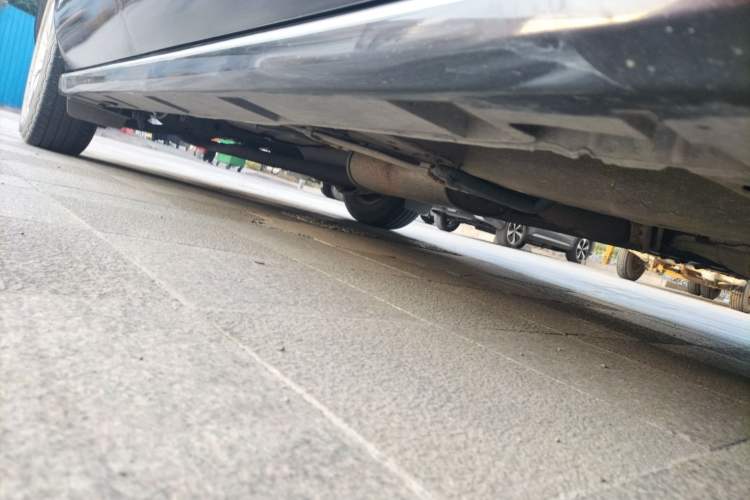 Used Mazda 8 2013 2.5L Ultimate Edition Chassis Front Right