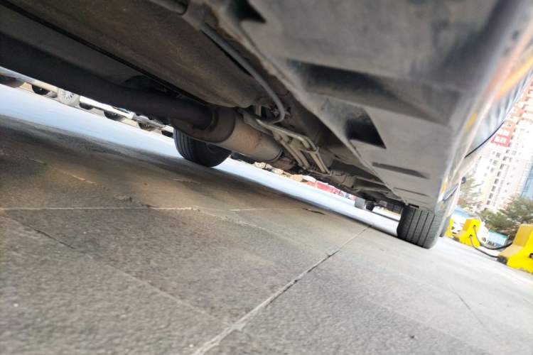 Used Mazda 8 2013 2.5L Ultimate Edition Chassis Rear Right