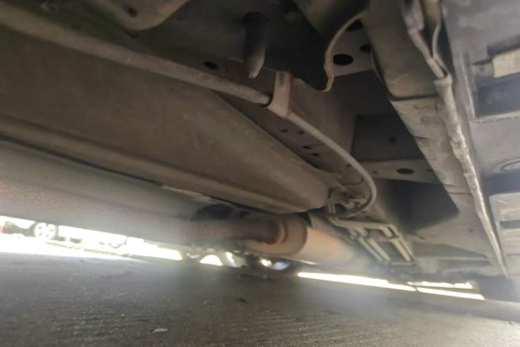 Used Mazda 8 2013 2.5L Elite Edition Chassis Rear Right