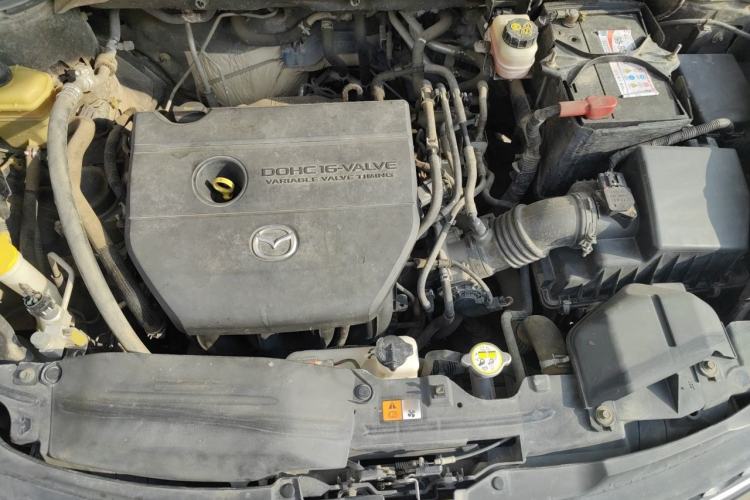 Used Mazda 8 2013 2.5L Elite Edition Engine Bay