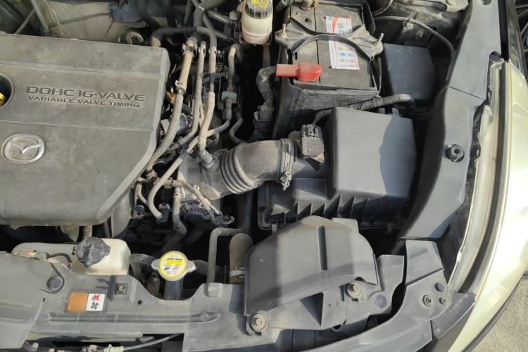 Used Mazda 8 2013 2.5L Elite Edition Engine Bay Left