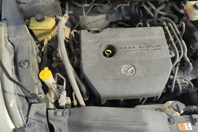 Used Mazda 8 2013 2.5L Elite Edition Engine Bay Right
