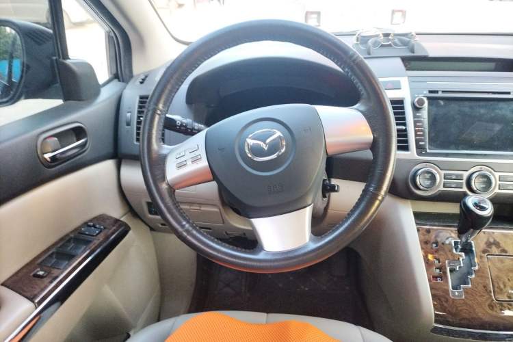 Used Mazda 8 2013 2.5L Ultimate Edition Steering Wheel