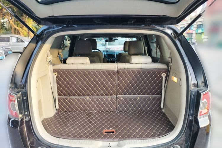 Used Mazda 8 2013 2.5L Ultimate Edition Trunk