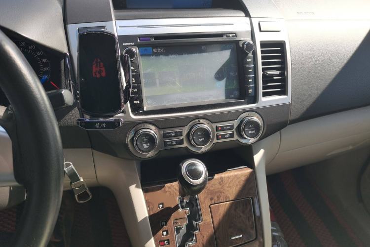 Used Mazda 8 2013 2.5L Deluxe Edition Audio And AC Panel