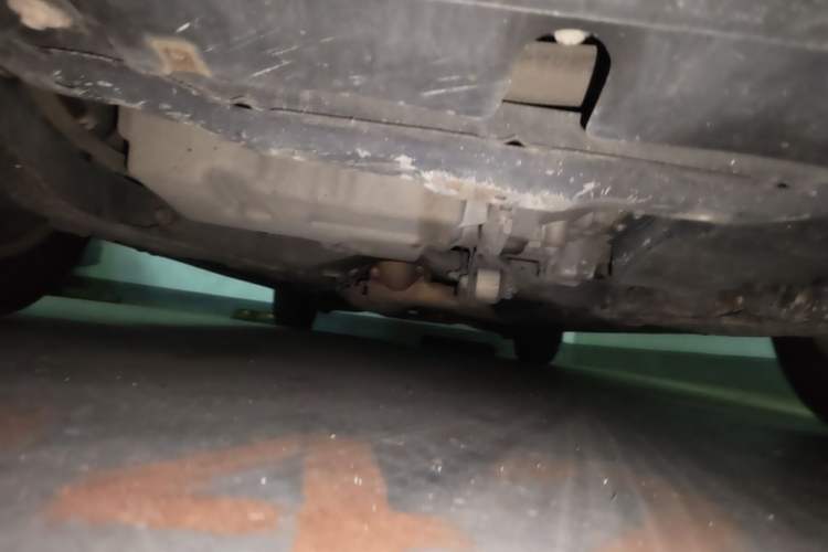 Used Mazda 8 2013 2.5L Elite Edition Chassis Front