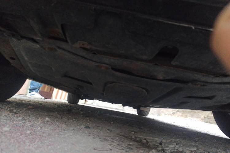 Used Mazda 8 2013 2.5L Deluxe Edition Chassis Front