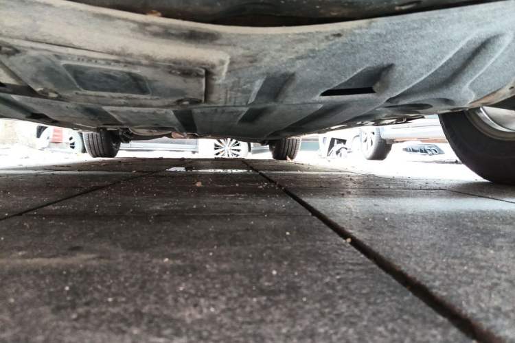 Used Mazda 8 2013 2.5L Ultimate Edition Chassis Front