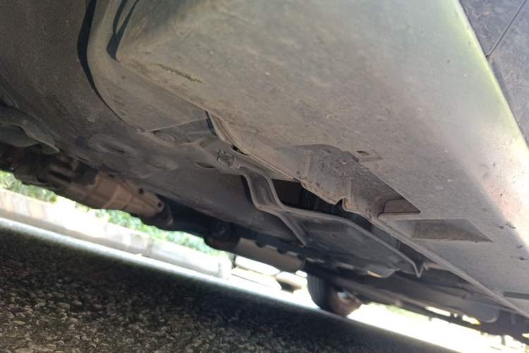 Used Mazda 8 2013 2.5L Elite Edition Chassis Front Left