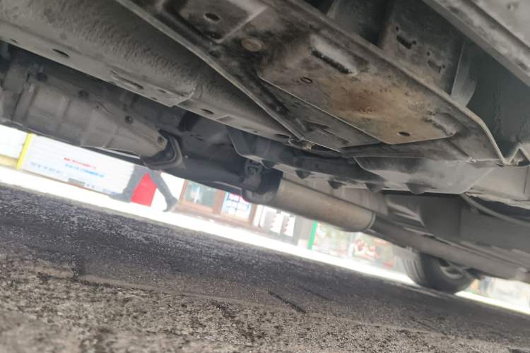 Used Mazda 8 2013 2.5L Ultimate Edition Chassis Front Left