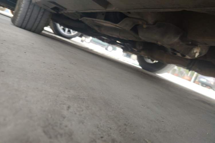 Used Mazda 8 2013 2.5L Ultimate Edition Chassis Front Left