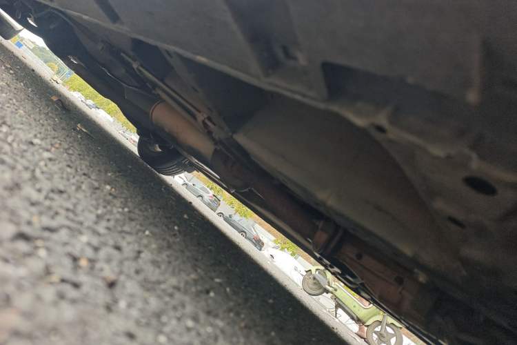 Used Mazda 8 2013 2.5L Deluxe Edition Chassis Front Right