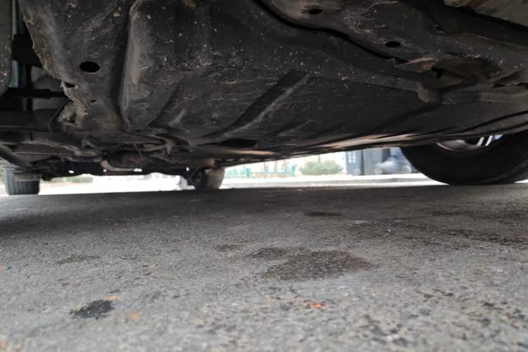 Used Mazda 8 2013 2.5L Deluxe Edition Chassis Front Right