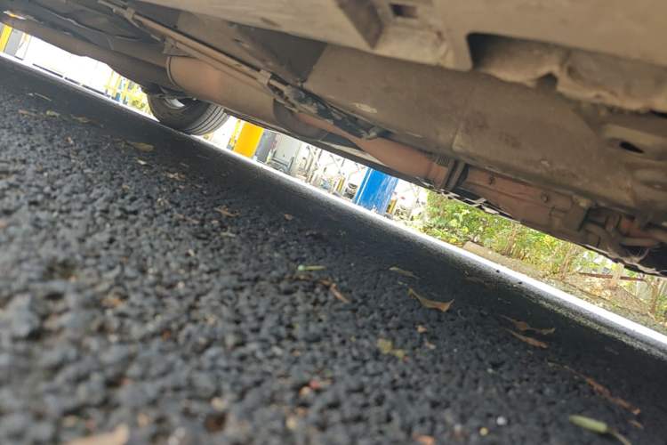 Used Mazda 8 2013 2.5L Ultimate Edition Chassis Front Right
