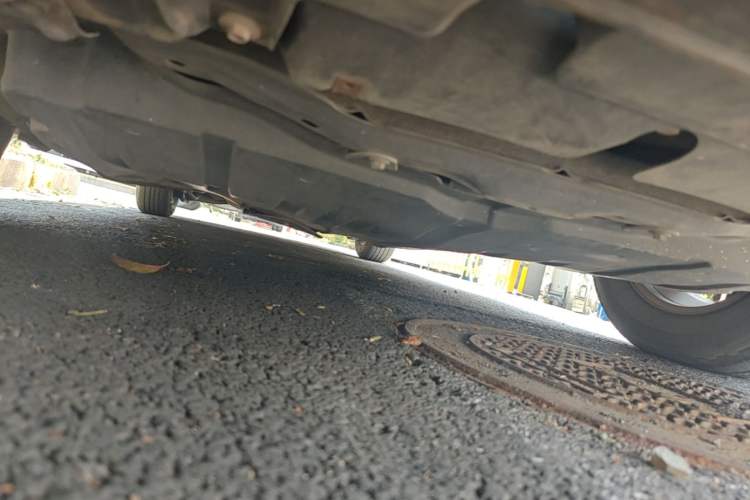 Used Mazda 8 2013 2.5L Ultimate Edition Chassis Front