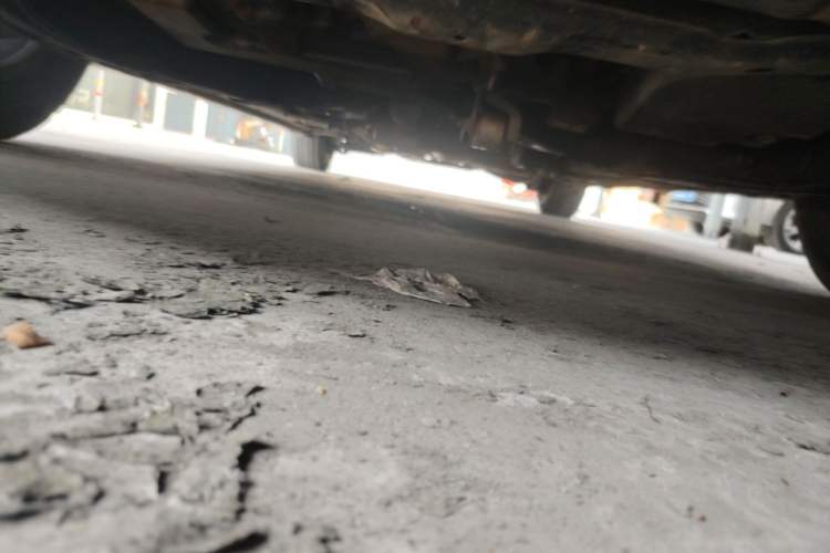 Used Mazda 8 2013 2.5L Ultimate Edition Chassis Front