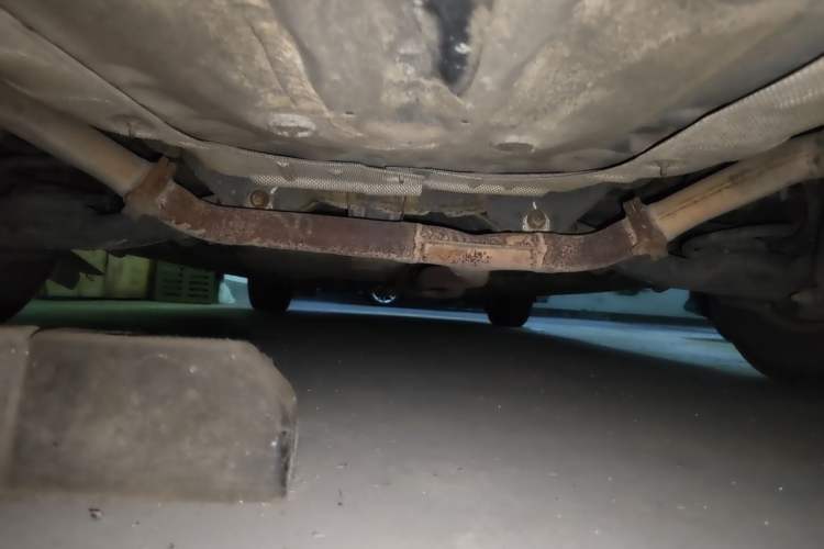 Used Mazda 8 2013 2.5L Elite Edition Chassis Rear