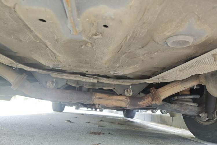 Used Mazda 8 2013 2.5L Ultimate Edition Chassis Rear